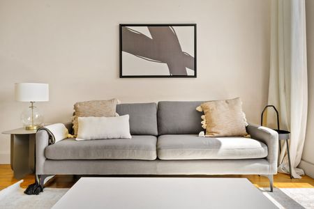 Peninsula Apartments, Praed Street - Photo 3