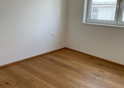 Moderne, hochwertig ausgestattete 2 Zimmer Wohnung mit Balkon und Parkplatz - Photo 3