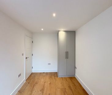 Rainsford Close, Stanmore, HA7 - Photo 3
