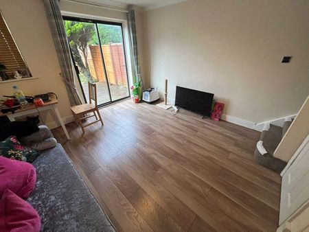 1 bedroom terraced house to rent - Photo 2