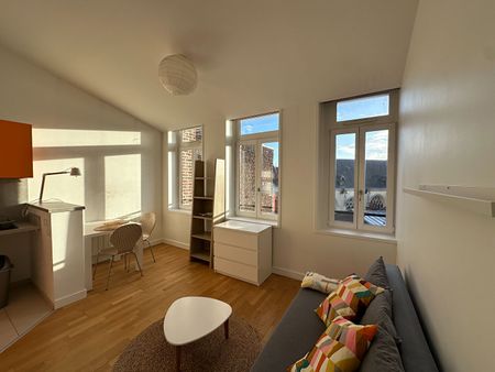 Location Appartement 1 pièce 22m² - Photo 2