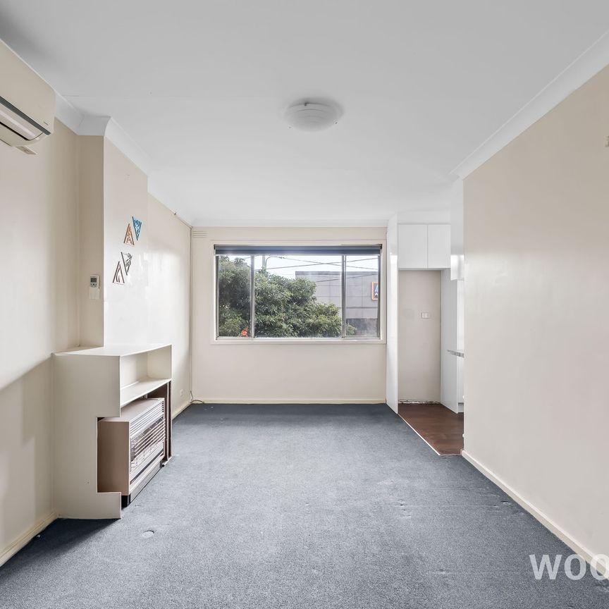 Spacious Two Bedroom Apartment - Photo 1