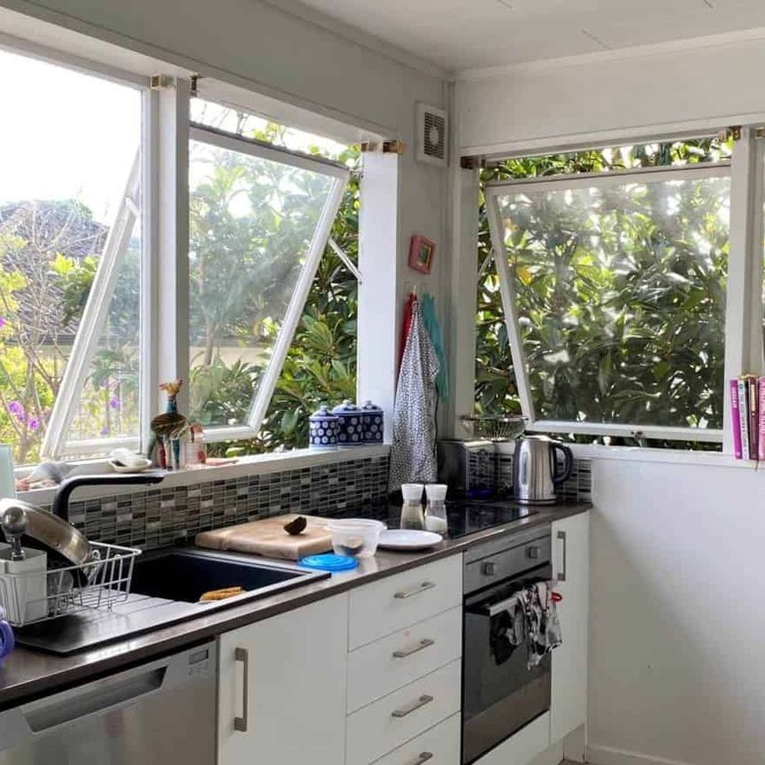 Two bedrooms and PET FRIENDLY! - Photo 1