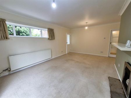 2 bedroom bungalow to rent - Photo 3