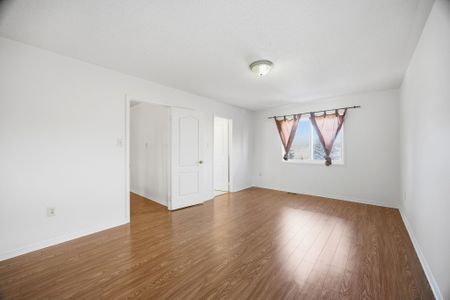 For Lease - 11 Welbourne Court, Ajax, Ontario - Photo 5