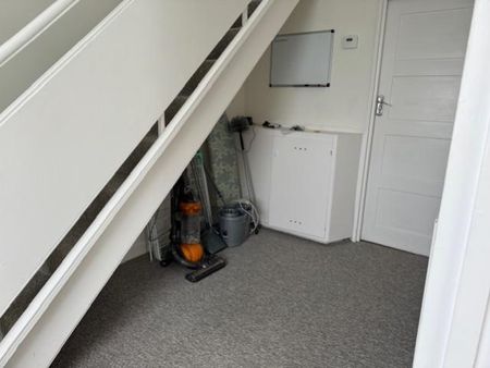 4 bedroom terraced house to rent - Photo 2