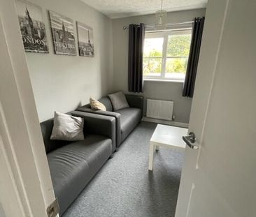 Fully furnished 5 bedroom student house - Photo 5