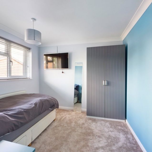 Benen-Stock Road, Staines-upon-Thames, Surrey,TW19 - Photo 1