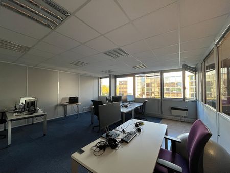 Location bureaux 4 pièces, 130.00m², Blagnac - Photo 2