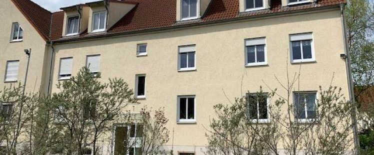 Wohnen direkt am Waldrand mit Balkon und Blick ins Grüne, vor den Toren Jenas! - Photo 1