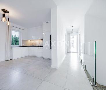 Atrakcyjny apartament z ogródkiem i 2 łazienkami - Photo 6