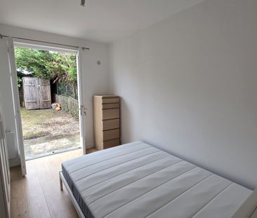Maison Meublée CHATOU – Jardin - Photo 3