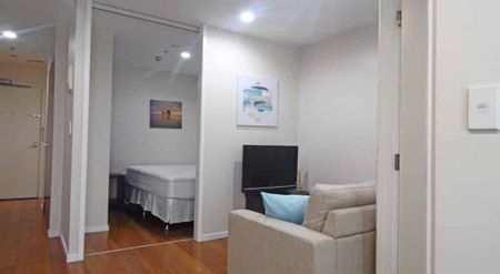 Great City Living - Fully Furnished Apartment - Photo 4