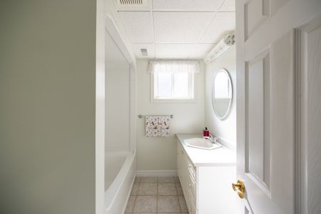 For Lease - 69 Lawson Road Unit# BSMT, Toronto, Ontario - Photo 3