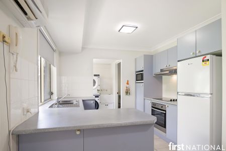 Top Location & Easy Living - Photo 5