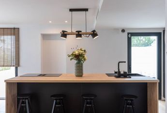 3 bedroom luxury Villa for rent in Nueva Andalucia, Andalusia