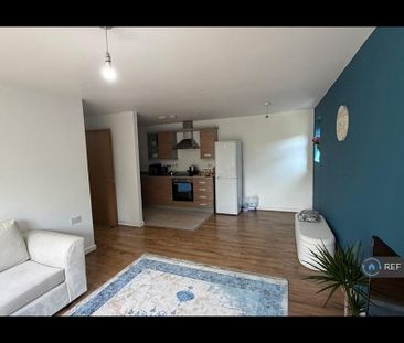 2 bedroom flat to rent - Photo 1