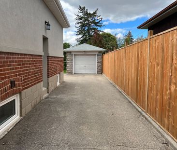 For Lease - 145 Earlton Road Unit# Main, Toronto, Ontario - Photo 4