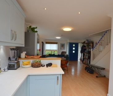 Hurdles Way, Duxford - Photo 2