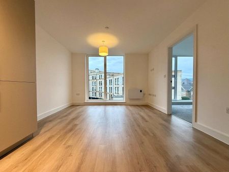 Commercial Road, Poole, Dorset, BH14 - Photo 2