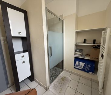 Location Maison 4 pièces 98m² TONNAY CHARENTE 17430 - Photo 4