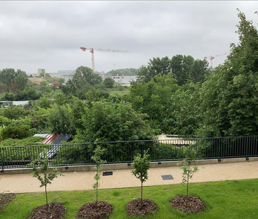1 pièce - 24,6 m² - 1er étage - Colocation non autorisée - Photo 1