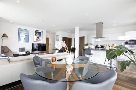 20 Quebec Way, London, SE16 7EU - Photo 3