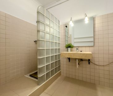 Nice interior room next to Sants train station - Photo 2