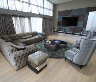 5 bedroom flat to rent - Photo 1