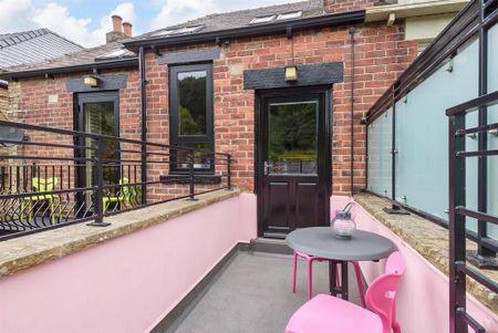 2 bedroom apartment to rent - Photo 4