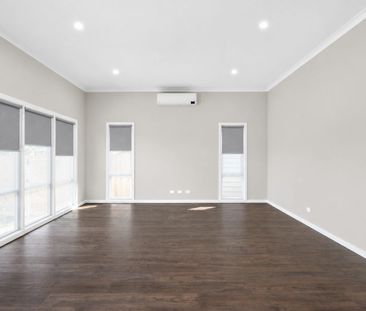 Spacious and Modern! - Photo 1