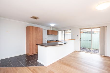 33 Blue Mountain Link, Merriwa WA 6030 - Photo 4