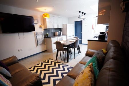5 bedroom terraced house to rent - Photo 5