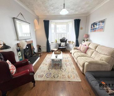 4 bedroom end of terrace house to rent - Photo 4