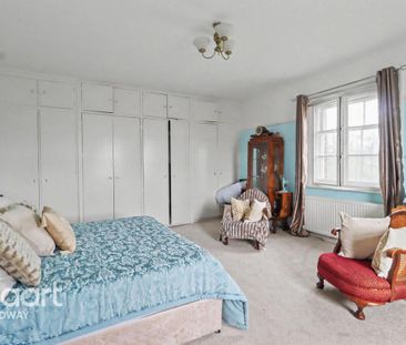 5 bedroom detached house to rent - Photo 5