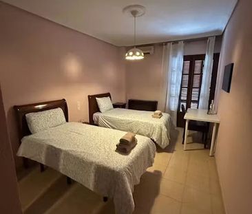 Calle Parras, Sevilla, Andalusia 41002 - Photo 6