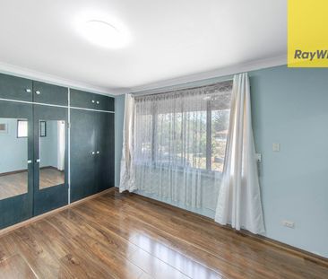 Spacious Family Home with District Views in Prime Location - Photo 3