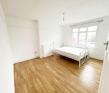 2 bedroom maisonette to rent - Photo 1