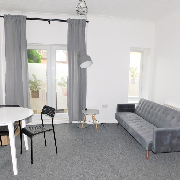 1 bedroom apartment to rent - Photo 1
