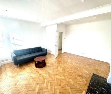 2 Bed Flat, Kensington Church Street, W8 - Photo 2