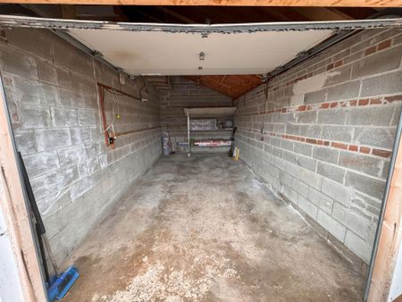 For Lease - 2 Windover Drive Unit# Main, Toronto, Ontario - Photo 4