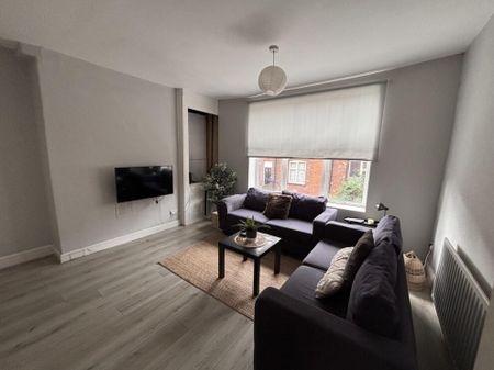 56 Richmond Mount, Leeds, LS6 1DF - Photo 3