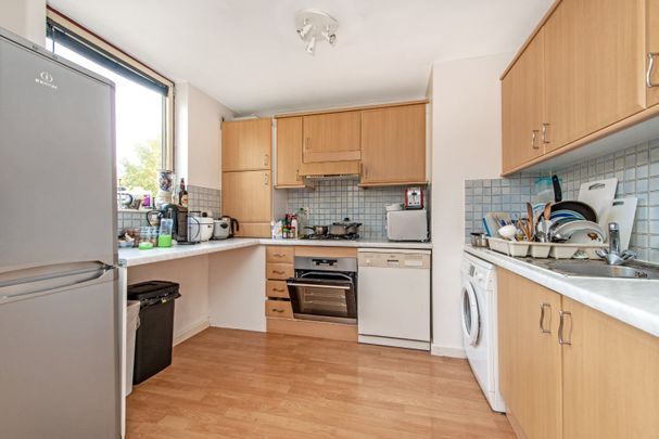 Cape Yard, London, E1W - Photo 1