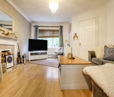 Wynwards Road, Swindon, Swindon, SN25 - Photo 1