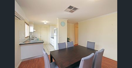 3 Bedroom Home Close To Schools - Photo 3