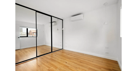 Impressive Tri-Level Family Home in the Heart of Fawkner - Photo 4