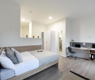 Studio to rent - Photo 2