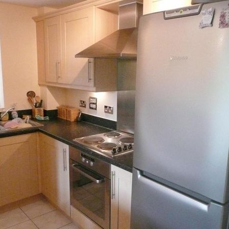 2 bedroom apartment to rent - Photo 3