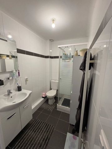 Appartement 2 pièces à deux pas de la gare. - Photo 2