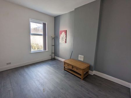 Terry Street Room 1 - Photo 3